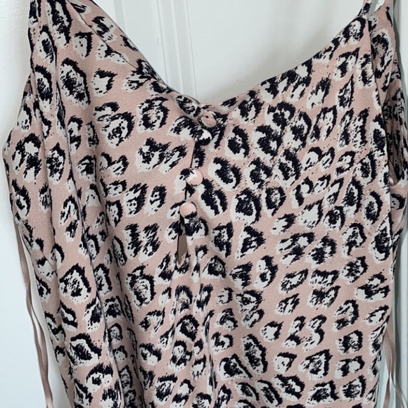 ASTR the Label Cowl Neck Cheetah Print Tank Top - Picture 5 of 5